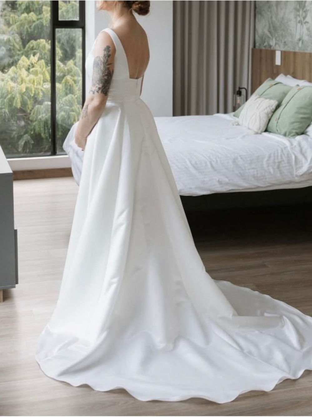 Anthropologie Ivory Square-Neck Satin A-Line Wedding Dress - Picture 2 of 3